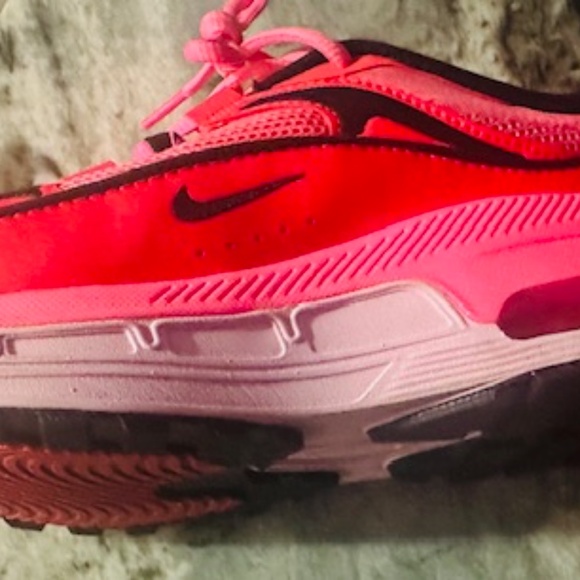 Size 8.5 - Nike Air Max 90 Highlight Volt Pink BRAND NEW!! - Picture 9 of 16